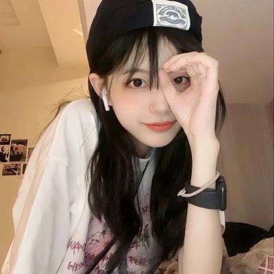 黑珍珠艾曼妞